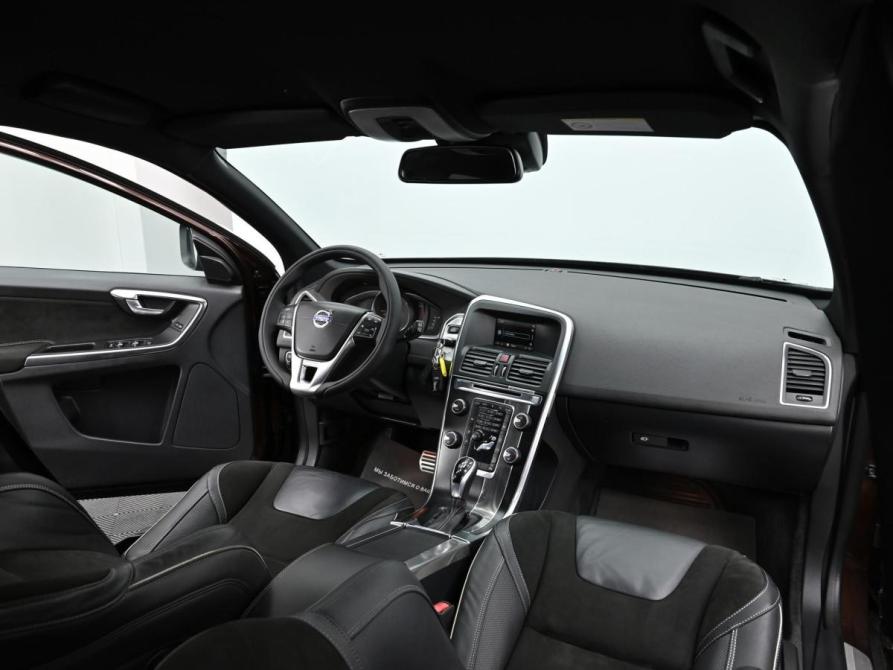 Volvo XC60 I Рестайлинг Москва  - изображение 7