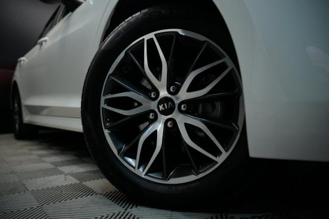 Kia K5 III с пробегом 2020 года, цена 2 550 000 рублей, 108472 км, седан, Автокод Объявления