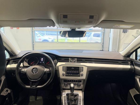Volkswagen Passat B8 с пробегом 2017 года, цена 2 010 000 рублей, 137093 км, седан, Автокод Объявления