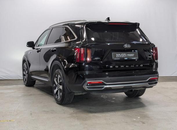 Kia Sorento IV с пробегом 2021 года, цена 3 290 000 рублей, 135681 км, внедорожник, Автокод Объявления