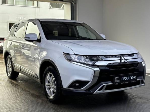 Mitsubishi Outlander III Рестайлинг 3 с пробегом 2019 года, цена 2 390 000 рублей, 81000 км, внедорожник, Автокод Объявления
