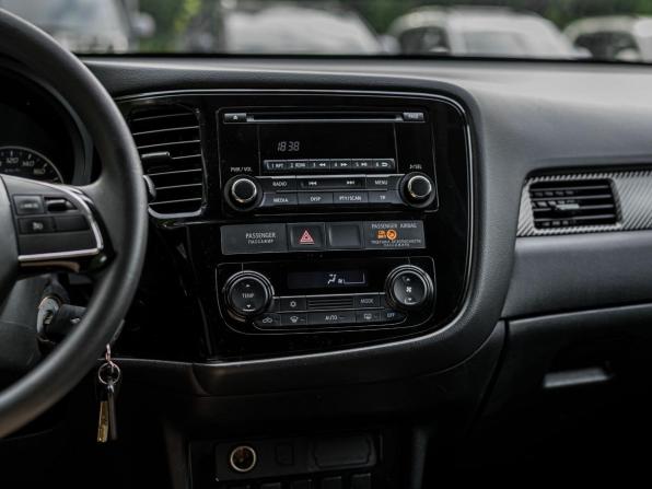 Mitsubishi Outlander III Рестайлинг 2 с пробегом 2017 года, цена 1 590 000 рублей, 151508 км, внедорожник, Автокод Объявления