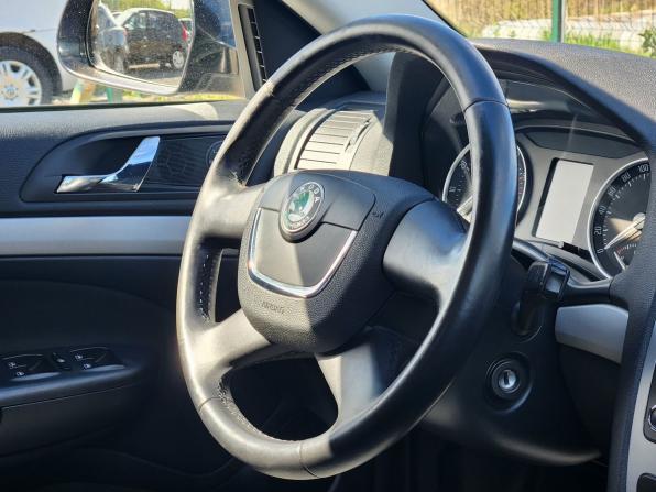 Skoda Octavia II (A5) Рестайлинг с пробегом 2012 года, цена 799 000 рублей, 150200 км, лифтбек, Автокод Объявления