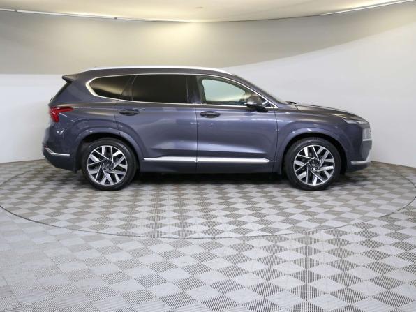 Hyundai Santa Fe IV Рестайлинг с пробегом 2021 года, цена 3 190 000 рублей, 137966 км, внедорожник, Автокод Объявления