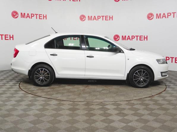 Skoda Rapid I с пробегом 2015 года, цена 885 000 рублей, 173056 км, лифтбек, Автокод Объявления
