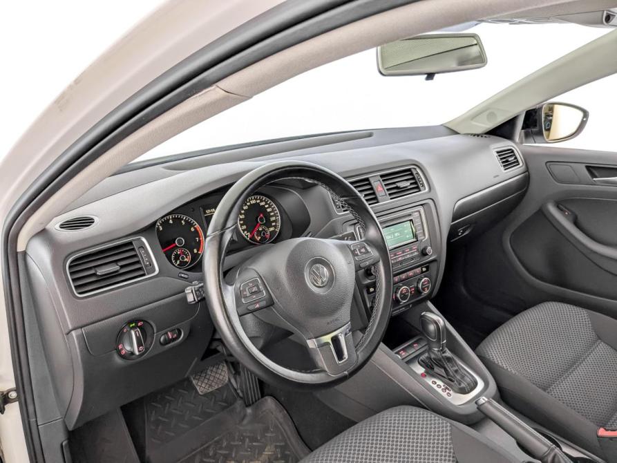 Volkswagen Jetta VI Москва  - изображение 16