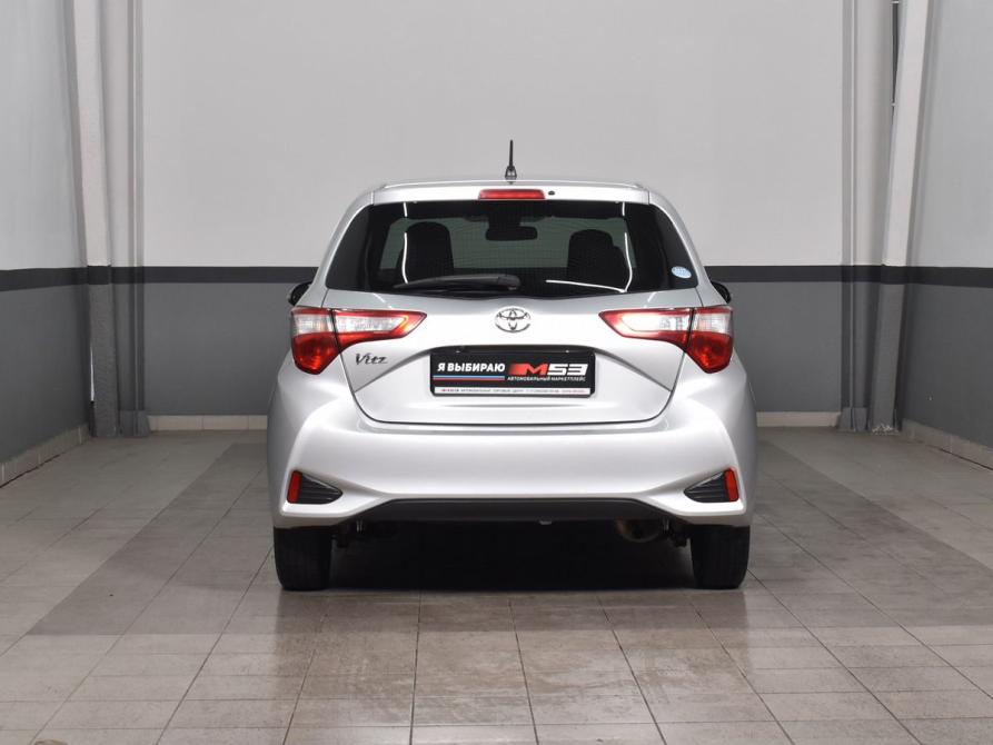 Toyota Vitz III (XP130) Рестайлинг Кемерово  - изображение 3