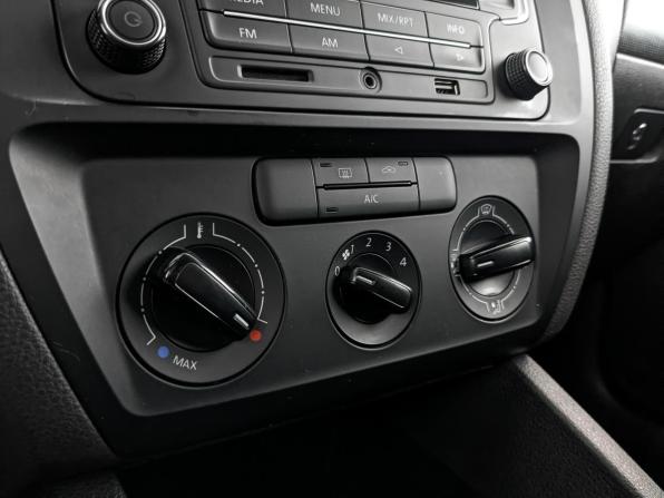 Volkswagen Jetta VI Рестайлинг с пробегом 2015 года, цена 1 190 000 рублей, 113442 км, седан, Автокод Объявления