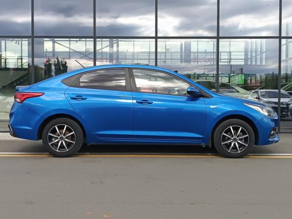 Hyundai Solaris II с пробегом 2019 года, цена 1 330 000 рублей, 139690 км, седан, Автокод Объявления