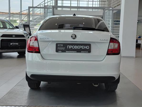 Skoda Rapid I Рестайлинг с пробегом 2018 года, цена 1 430 000 рублей, 89234 км, лифтбек, Автокод Объявления