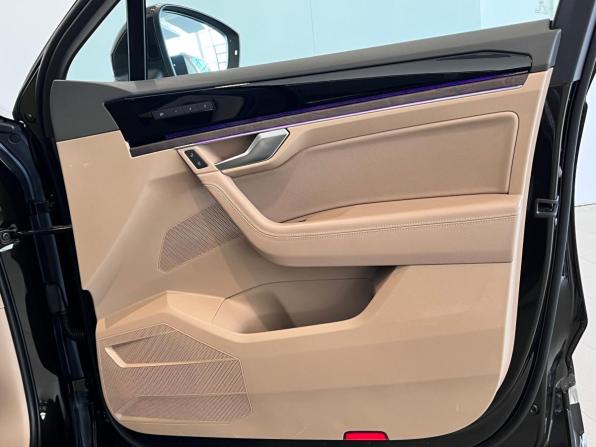 Volkswagen Touareg III с пробегом 2020 года, цена 5 199 000 рублей, 128256 км, внедорожник, Автокод Объявления