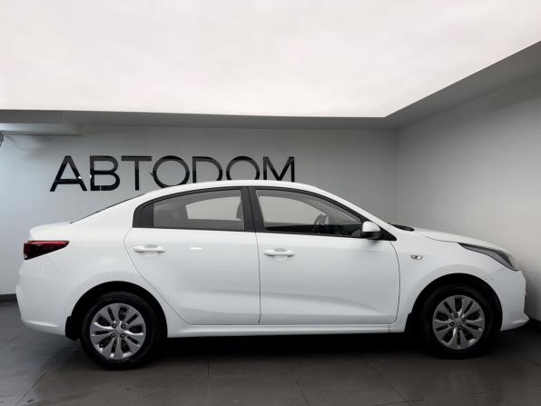 Kia Rio IV с пробегом 2018 года, цена 1 524 000 рублей, 62289 км, седан, Автокод Объявления