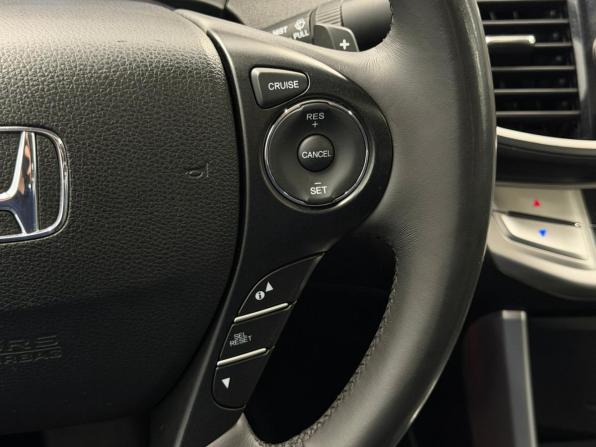 Honda Accord IX с пробегом 2013 года, цена 1 290 000 рублей, 274687 км, седан, Автокод Объявления
