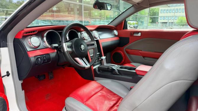 Ford Mustang V с пробегом 2006 года, цена 1 700 000 рублей, 188403 км, купе, Автокод Объявления