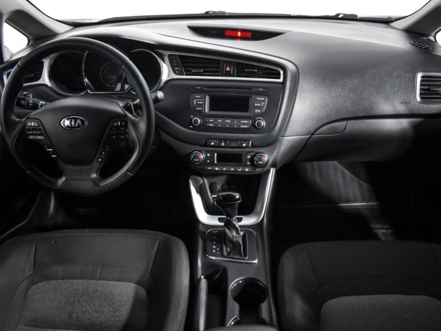 Kia Ceed III Санкт-Петербург  - изображение 16