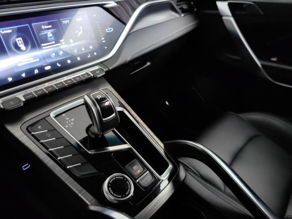 Geely Atlas Pro с пробегом 2023 года, цена 1 945 000 рублей, 31700 км, внедорожник, Автокод Объявления