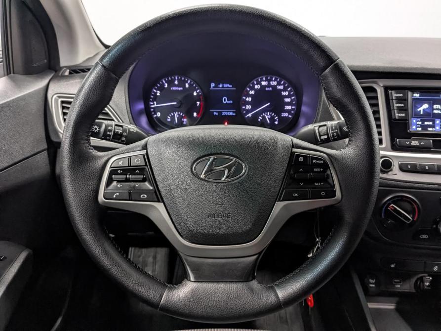Hyundai Solaris II Санкт-Петербург  - изображение 22
