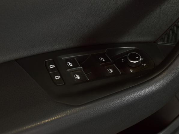 Volkswagen Touareg III с пробегом 2018 года, цена 4 799 995 рублей, 99726 км, внедорожник, Автокод Объявления