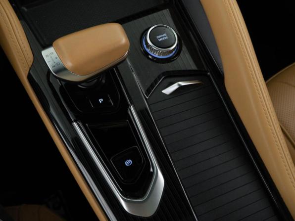 Geely Monjaro I с пробегом 2023 года, цена 3 549 999 рублей, 27131 км, внедорожник, Автокод Объявления