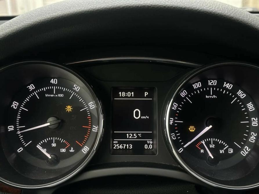 Skoda Superb II Мурманск  - изображение 10