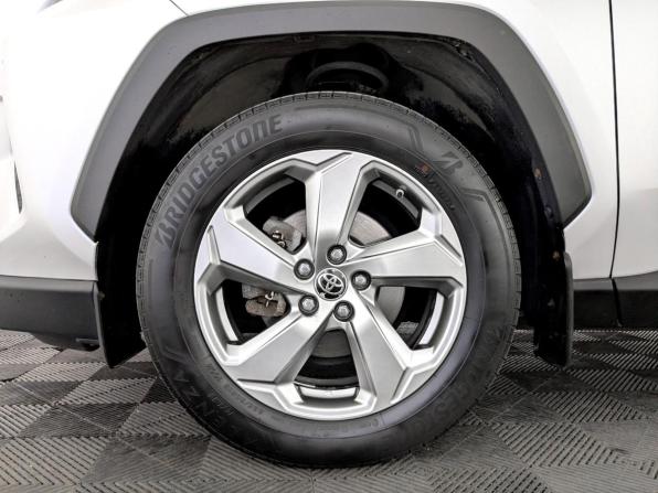 Toyota RAV4 V (XA50) с пробегом 2021 года, цена 3 300 000 рублей, 163197 км, внедорожник, Автокод Объявления