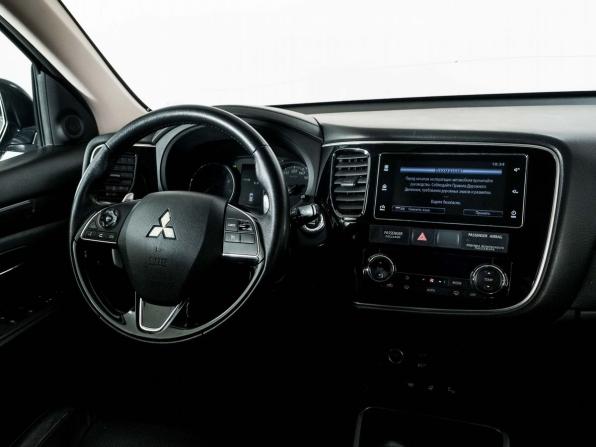 Mitsubishi Outlander III Рестайлинг 2 с пробегом 2017 года, цена 1 850 000 рублей, 128000 км, внедорожник, Автокод Объявления