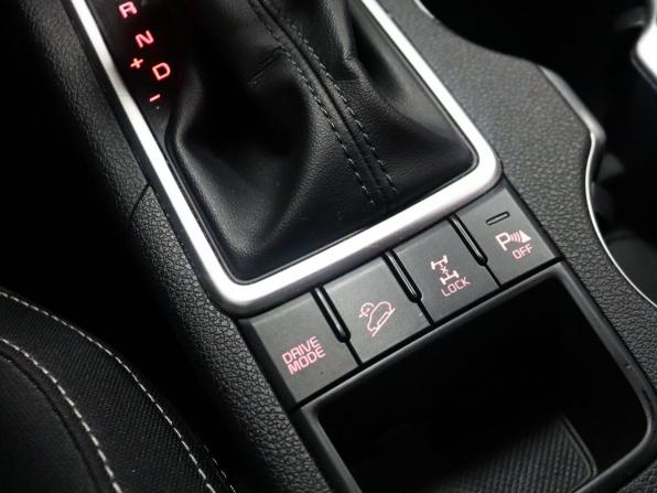Kia Sportage IV Рестайлинг с пробегом 2021 года, цена 2 549 000 рублей, 99664 км, внедорожник, Автокод Объявления