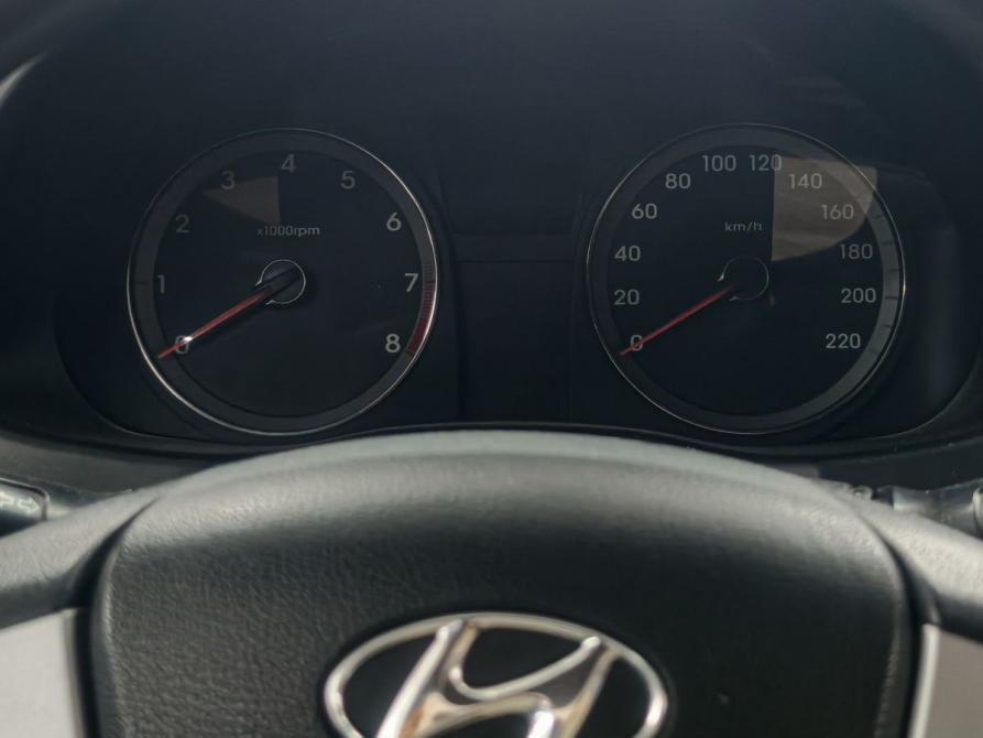 Hyundai Solaris I Ростов-на-Дону  - изображение 17