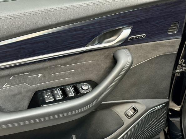 Geely Monjaro I с пробегом 2024 года, цена 3 350 000 рублей, 39991 км, внедорожник, Автокод Объявления
