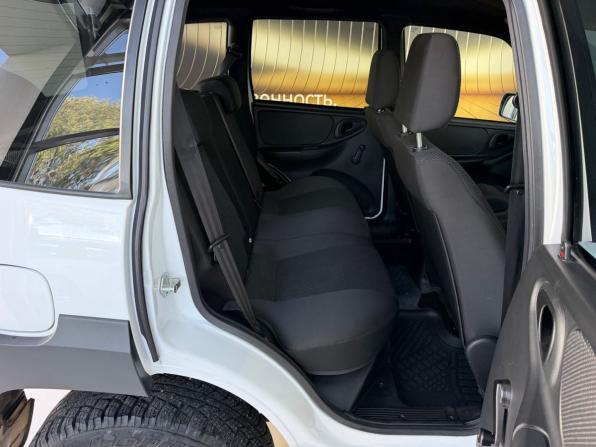 Lada (ВАЗ) Niva Travel I с пробегом 2023 года, цена 1 290 000 рублей, 16540 км, внедорожник, Автокод Объявления
