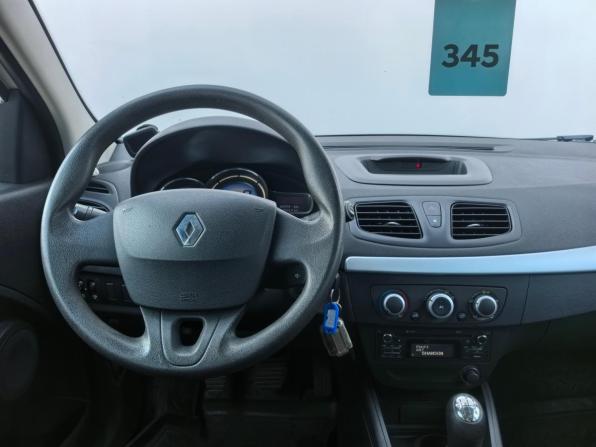 Renault Fluence I Рестайлинг с пробегом 2013 года, цена 790 000 рублей, 142000 км, седан, Автокод Объявления