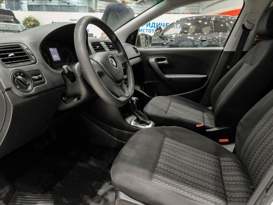 Volkswagen Polo V Рестайлинг Казань  - изображение 20