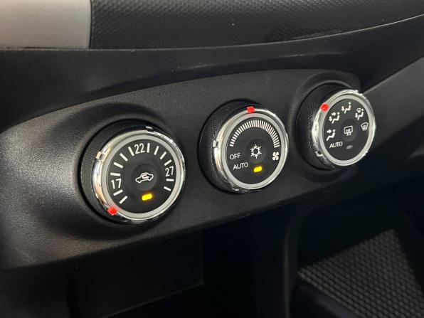 Mitsubishi Outlander II Рестайлинг с пробегом 2011 года, цена 1 395 000 рублей, 185839 км, внедорожник, Автокод Объявления