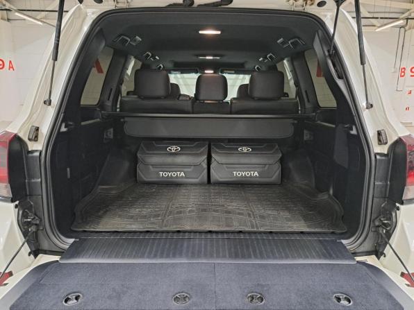 Toyota Land Cruiser 200 Series Рестайлинг 2 с пробегом 2016 года, цена 5 876 000 рублей, 161221 км, внедорожник, Автокод Объявления