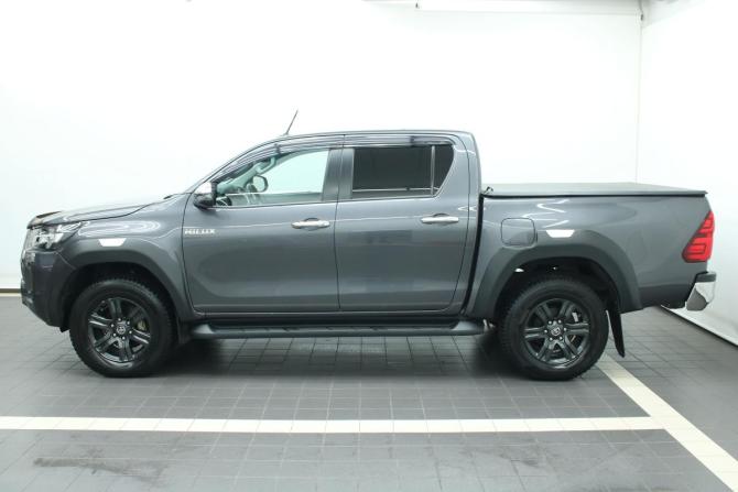 Toyota Hilux VIII Рестайлинг с пробегом 2021 года, цена 3 990 000 рублей, 199467 км, пикап, Автокод Объявления