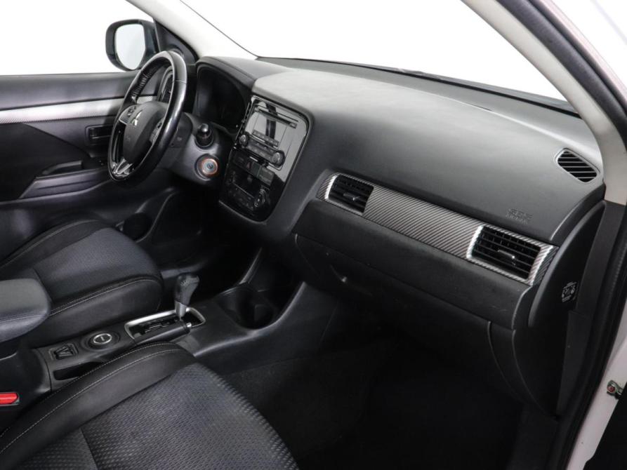 Mitsubishi Outlander III Рестайлинг 2 Химки  - изображение 4
