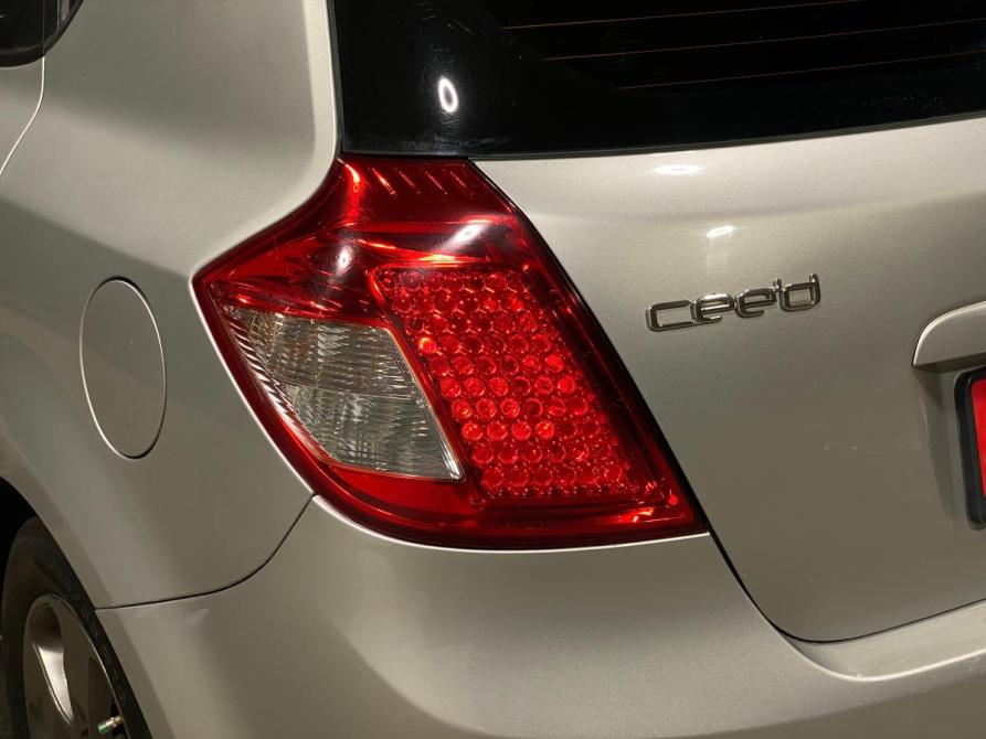 Kia Ceed I Рестайлинг Челябинск  - изображение 7