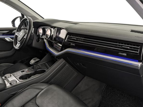 Volkswagen Touareg III с пробегом 2020 года, цена 5 515 000 рублей, 91203 км, внедорожник, Автокод Объявления
