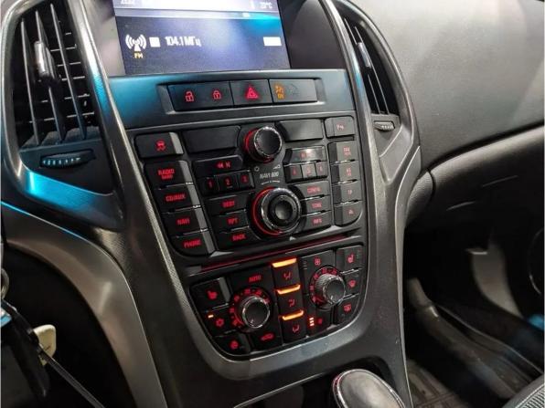 Opel Astra J с пробегом 2011 года, цена 695 000 рублей, 172973 км, универсал, Автокод Объявления