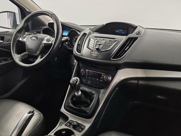 Ford Kuga II с пробегом 2013 года, цена 1 099 000 рублей, 84048 км, внедорожник, Автокод Объявления