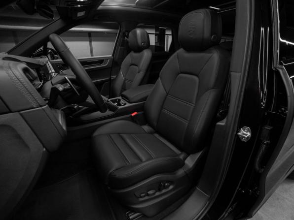 Porsche Cayenne III Рестайлинг с пробегом 2023 года, цена 17 370 000 рублей, 13772 км, внедорожник, Автокод Объявления
