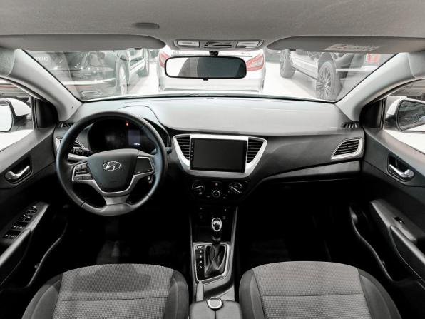 Hyundai Solaris II Рестайлинг с пробегом 2020 года, цена 1 450 000 рублей, 114869 км, седан, Автокод Объявления