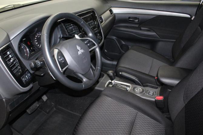 Mitsubishi Outlander III Рестайлинг с пробегом 2014 года, цена 1 529 000 рублей, 195401 км, внедорожник, Автокод Объявления