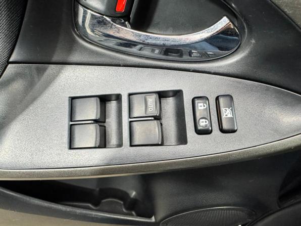 Toyota RAV4 III (XA30) Рестайлинг с пробегом 2012 года, цена 1 329 000 рублей, 151823 км, внедорожник, Автокод Объявления