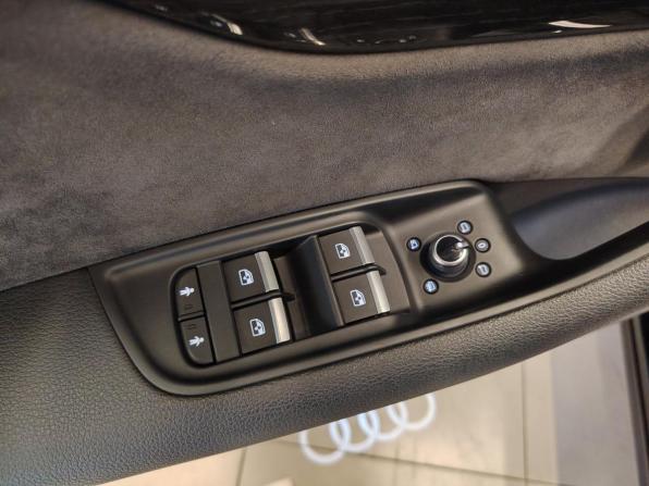 Audi Q7 II (4M) с пробегом 2016 года, цена 3 750 000 рублей, 147000 км, внедорожник, Автокод Объявления