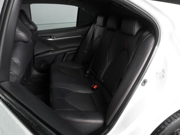 Toyota Camry VIII (XV70) Рестайлинг с пробегом 2021 года, цена 3 230 000 рублей, 124872 км, седан, Автокод Объявления