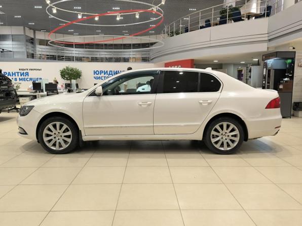 Skoda Superb II Рестайлинг с пробегом 2013 года, цена 750 000 рублей, 304094 км, лифтбек, Автокод Объявления