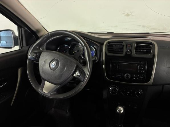 Renault Sandero II с пробегом 2015 года, цена 840 000 рублей, 151800 км, хэтчбек, Автокод Объявления