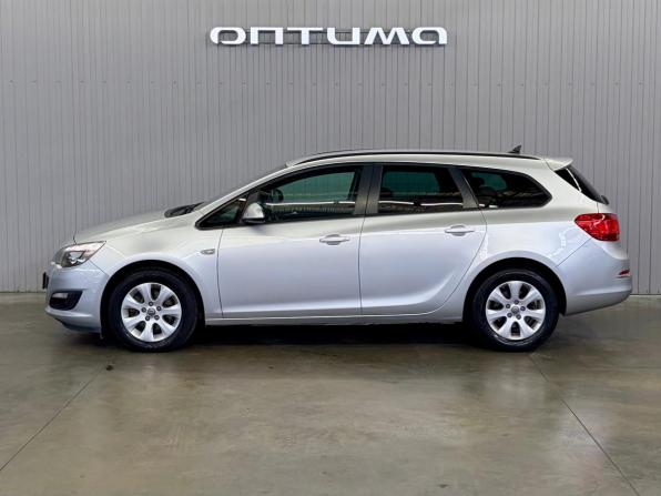 Opel Astra J Рестайлинг с пробегом 2015 года, цена 847 000 рублей, 237524 км, универсал, Автокод Объявления