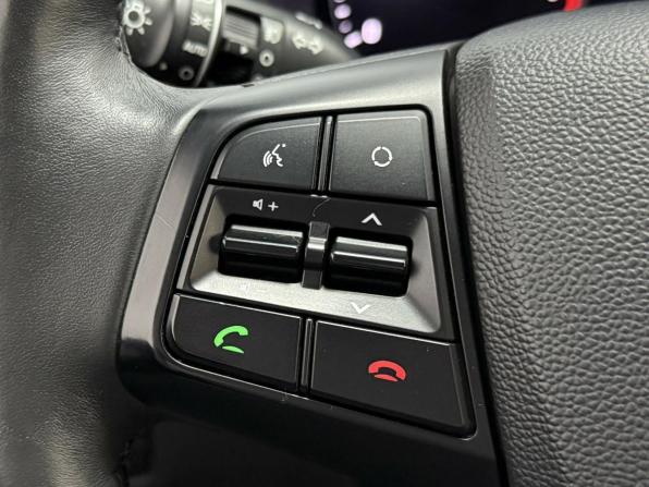 Hyundai Creta I Рестайлинг с пробегом 2021 года, цена 1 945 000 рублей, 91017 км, внедорожник, Автокод Объявления
